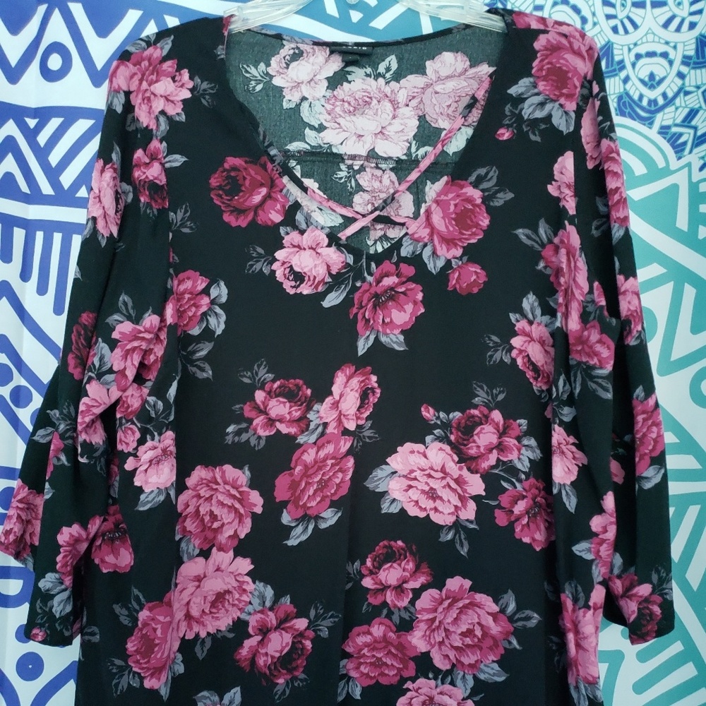 Torrid 3/4 Sleeve Shirt